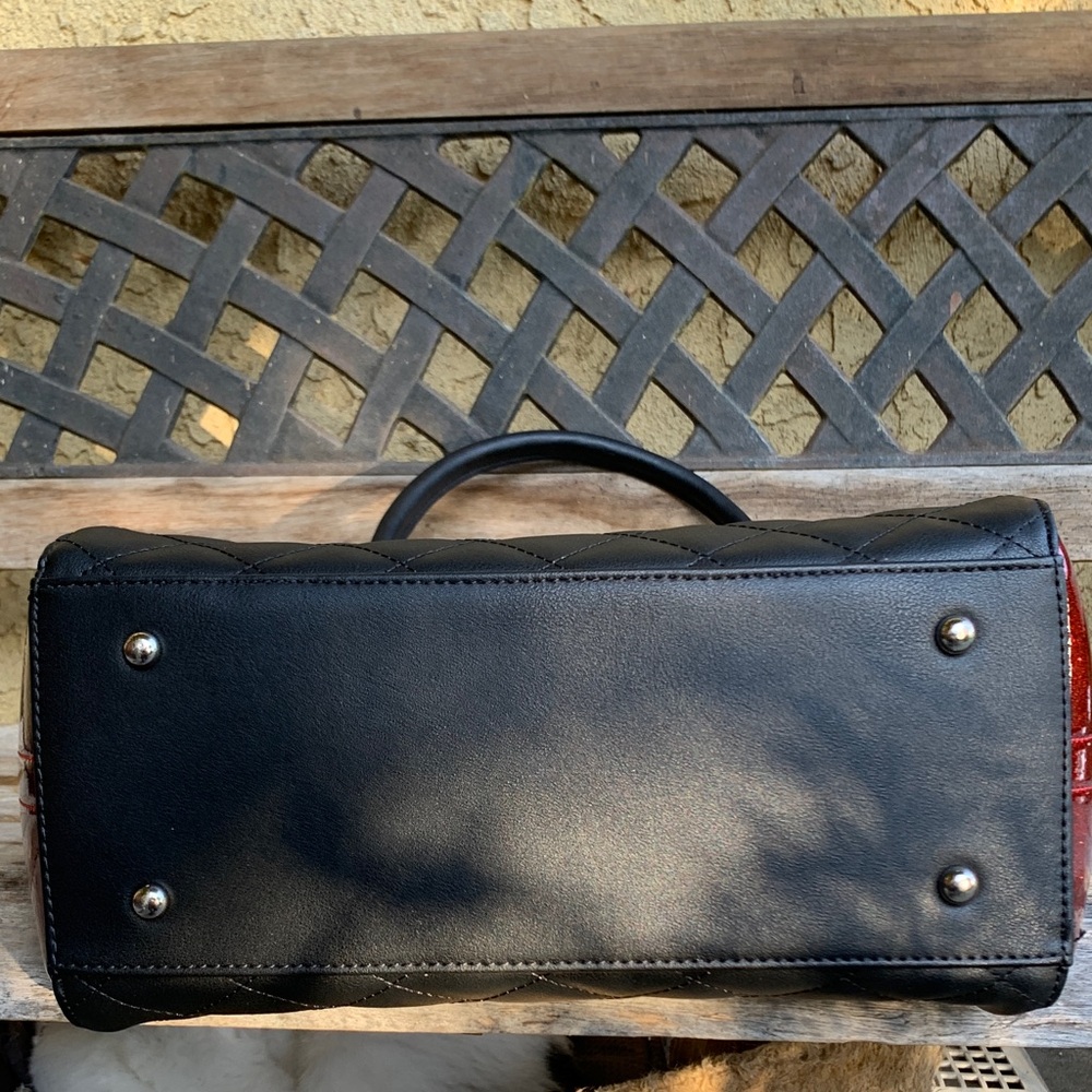 Lux de Ville Black Quilted Satchel with Red Glitter Side Panels - Picture 4 of 5